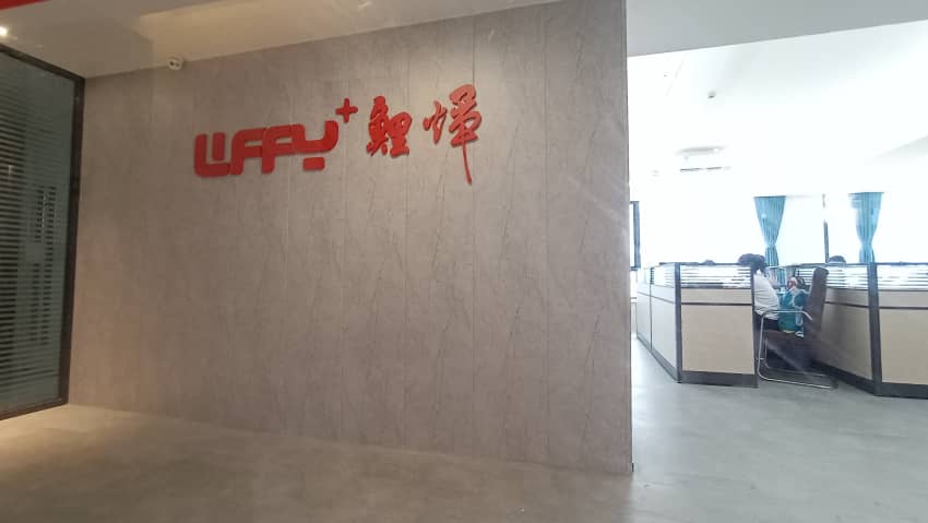 生態(tài)木形象墻裝修效果圖_生態(tài)板背景墻