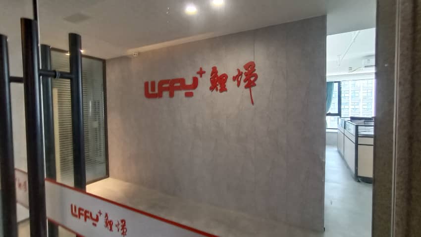 生態(tài)木形象墻裝修效果圖_生態(tài)板背景墻