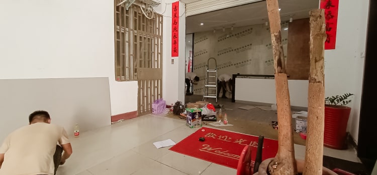 中商創(chuàng)服集團(tuán)公司logo墻設(shè)計制作+法國吉洛企業(yè)公司背景墻設(shè)計制作